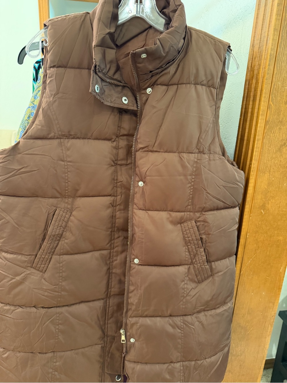 Women’s Brown Quilted Puffer Vest Jacket